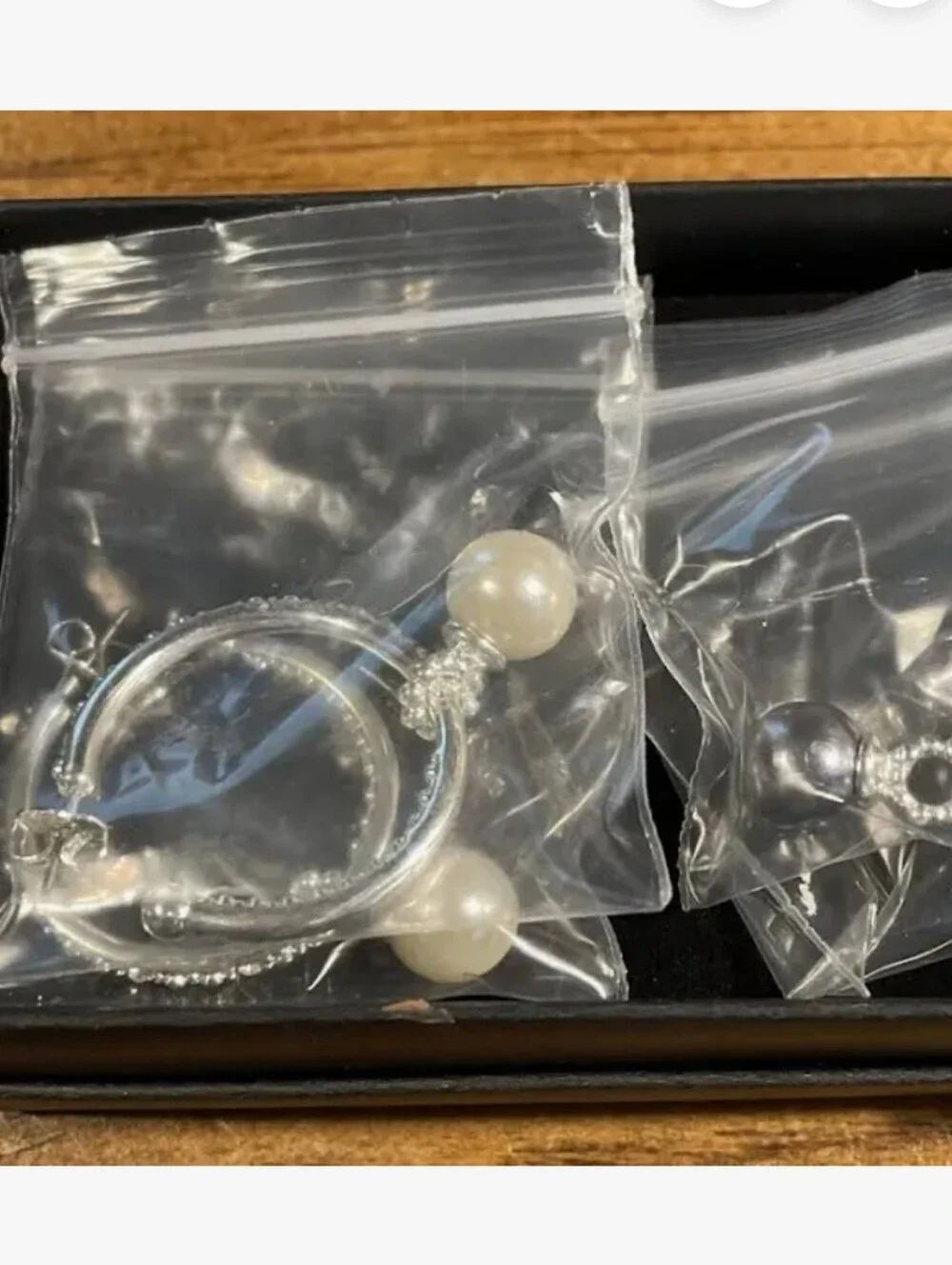 Avon Silver-Tone Change It Up Hoops with White Faux Pearls - Picture 1 of 4